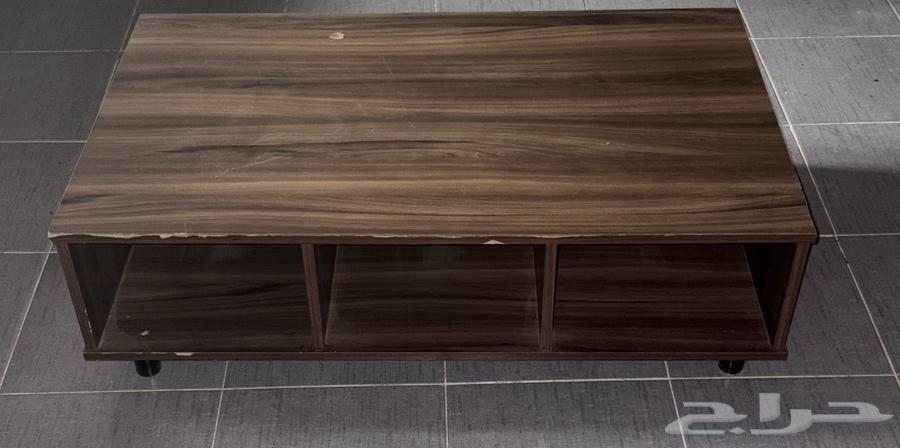 طاوله مستعمله للبيع64497276292483110