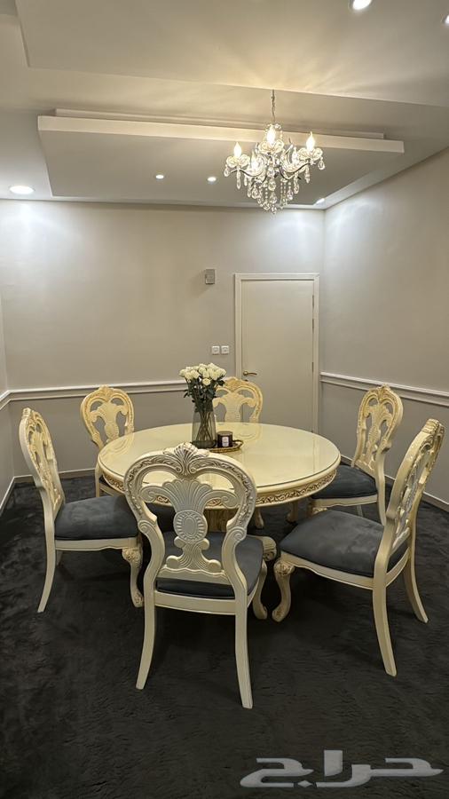 L-shaped sofa and luxury dining table64502817382659112