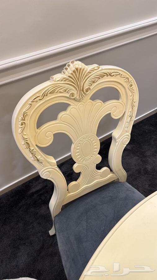 L-shaped sofa and luxury dining table64502817382659113