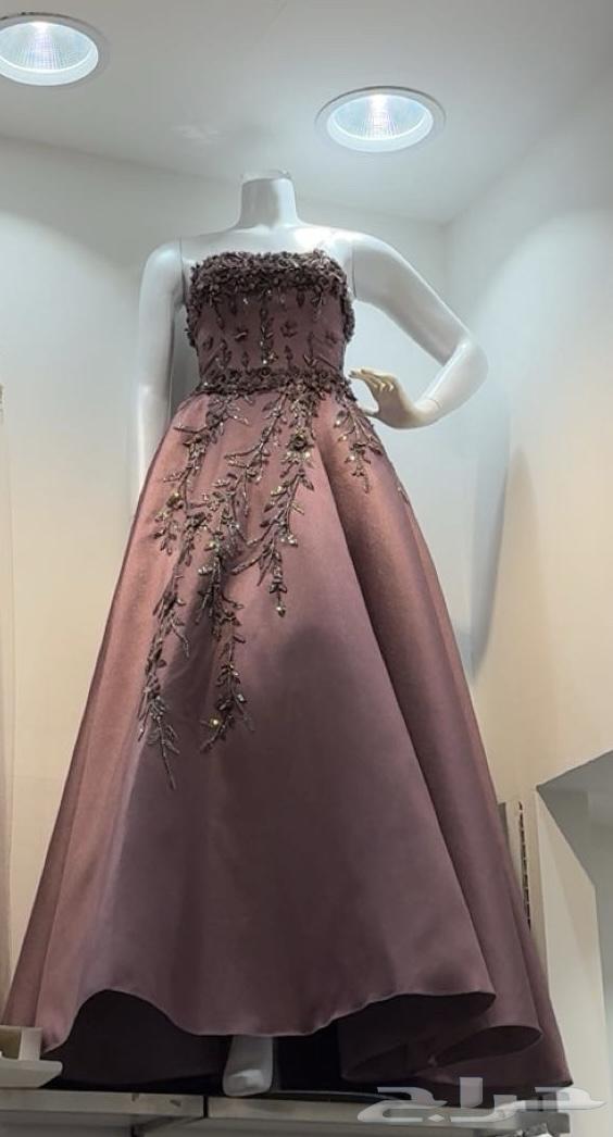 فستان جديد ملبوس مدة ساعة فقط للبيع ب500 ريال( اشتريته بألف64502803704193110