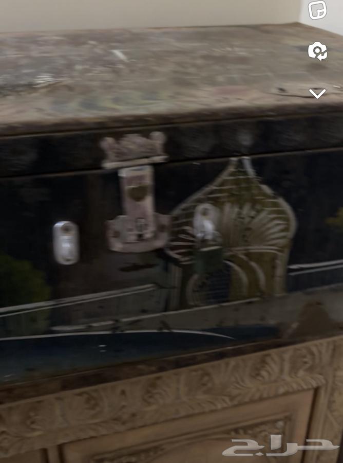 السلام عليكم ورحمة الله لعشاق التراث شنطه حديد بحاله جيده64499339881218110