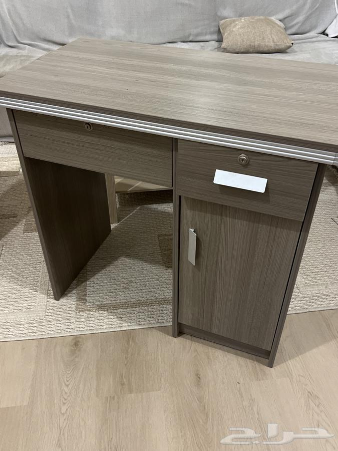 Small office table64496958773505110