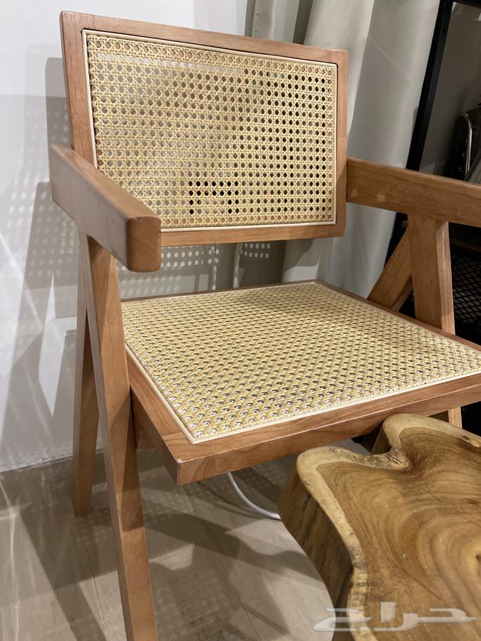 كرسي وطاولة خدمة جديد64501716837250112