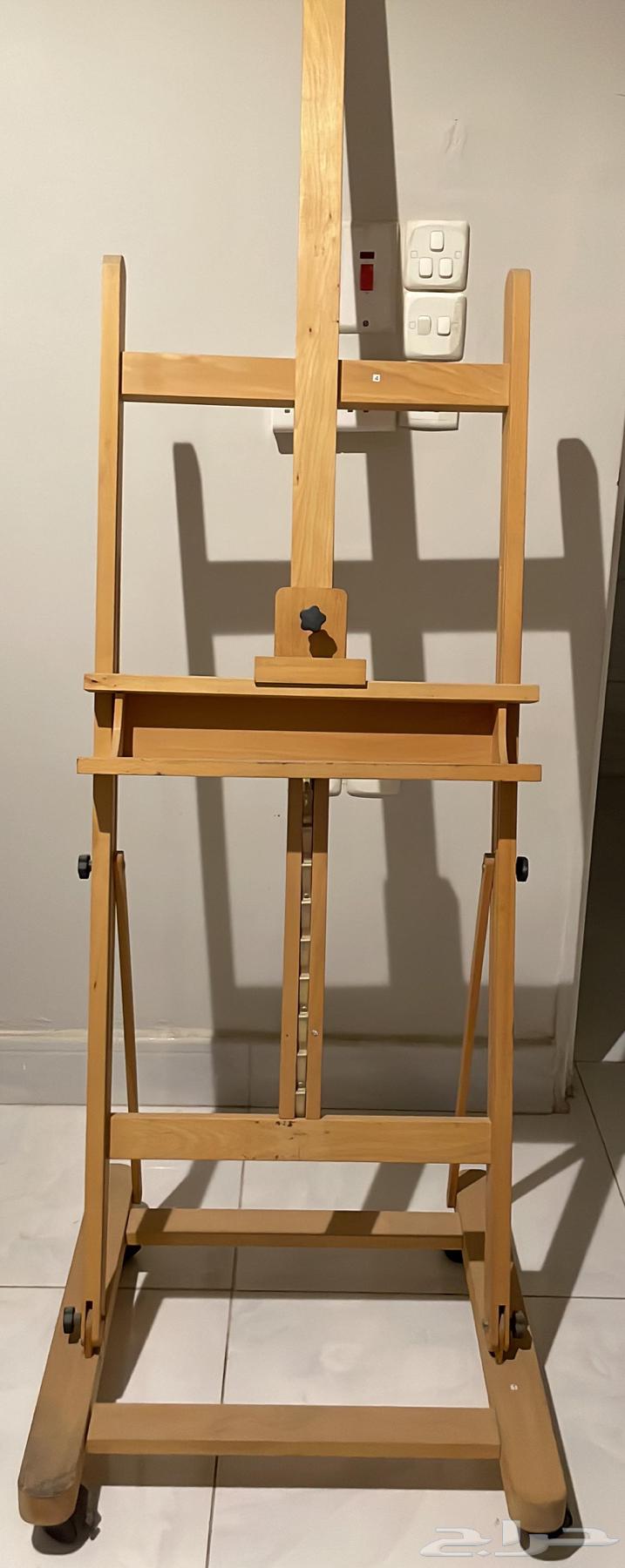 Drawing table for sale64501539558018110