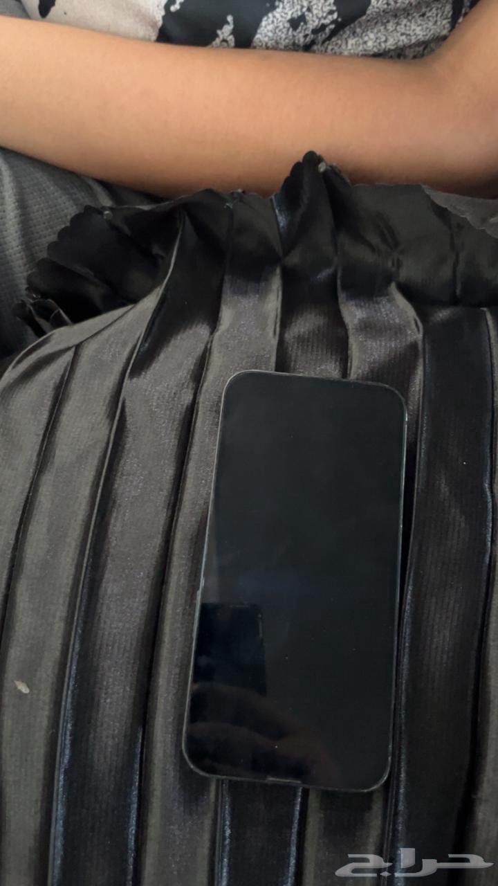ايفون 13 كحلي نظيف لم يفك سعه 128 جيجا64498743035523112