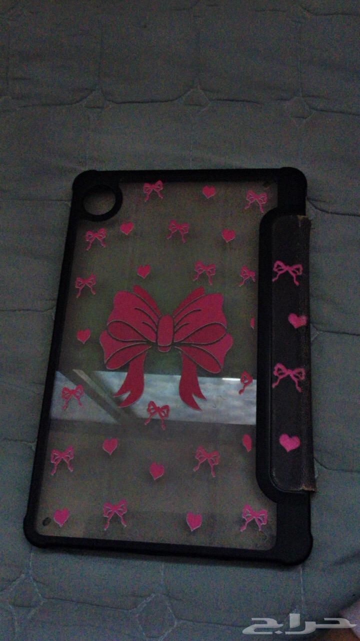 Tab A964497593013506113