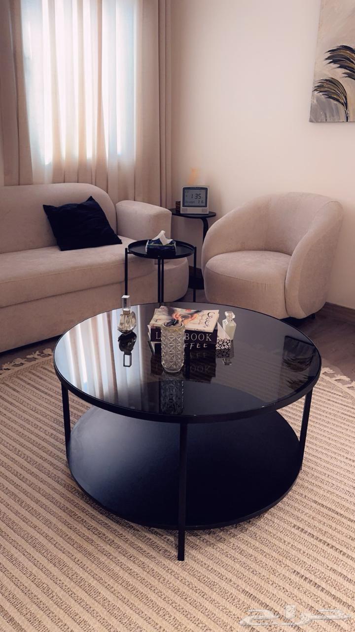 For sale, very clean table64501492863874110