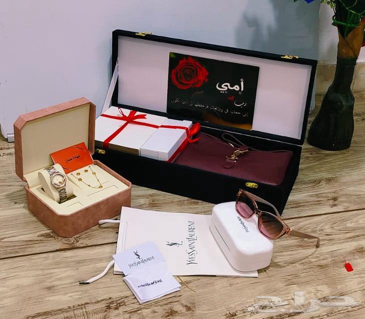 اسعد الله اوقاتكم بكل خير وسعادة طقم مكونه من   شنطه اشكال س64494953688577111