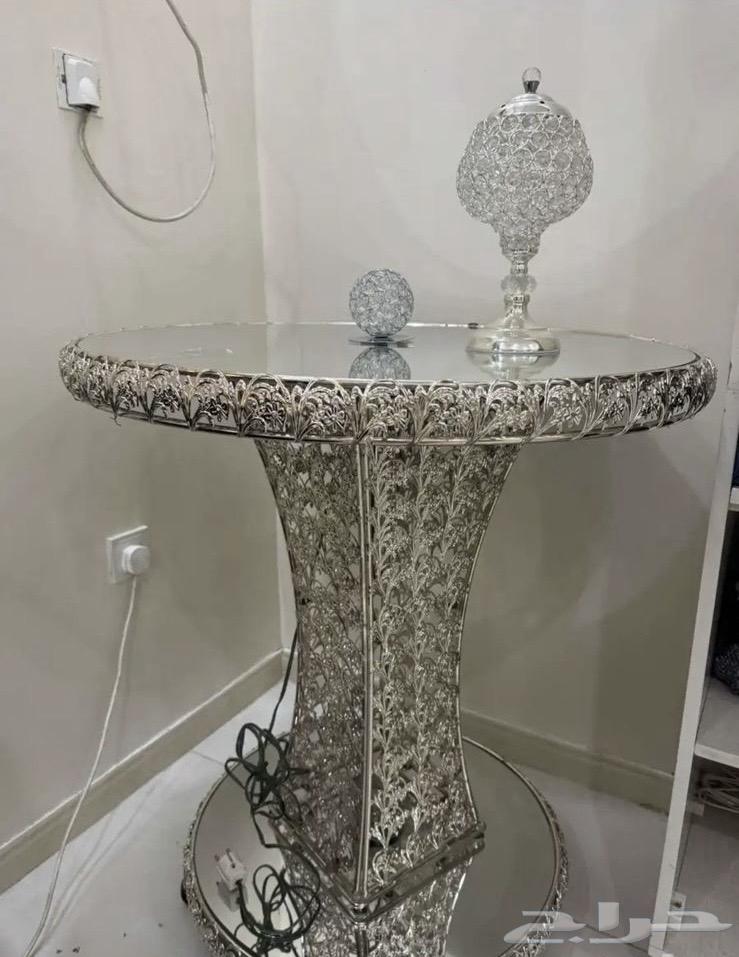 طاوله جديده مستخدمه للبيع64494968023810112