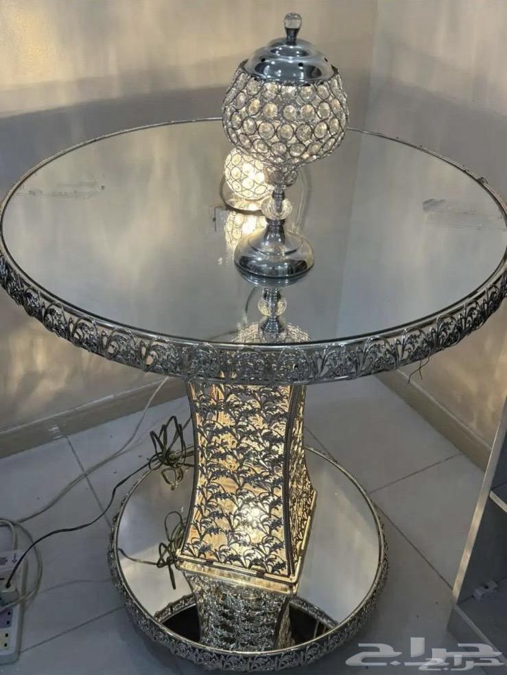 طاوله جديده مستخدمه للبيع64494968023810110