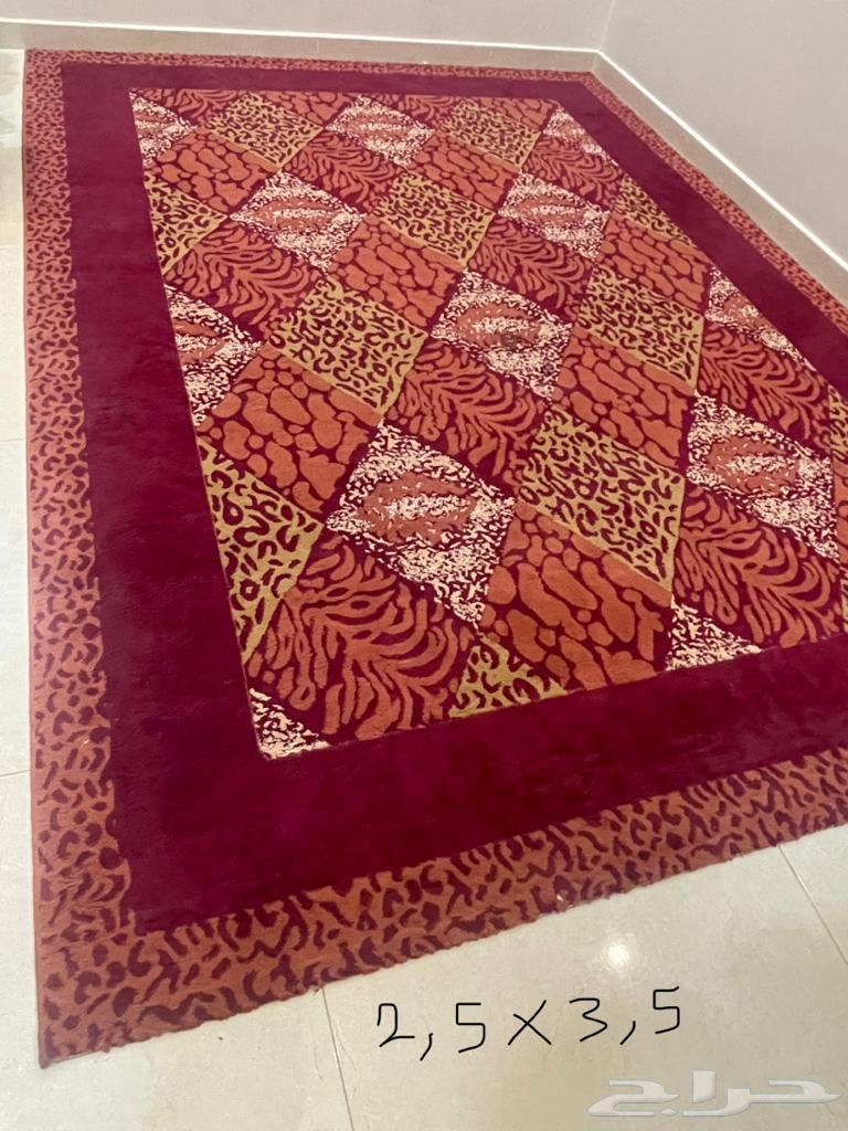 Carpet for sale size 3.5 2.564497082567555110