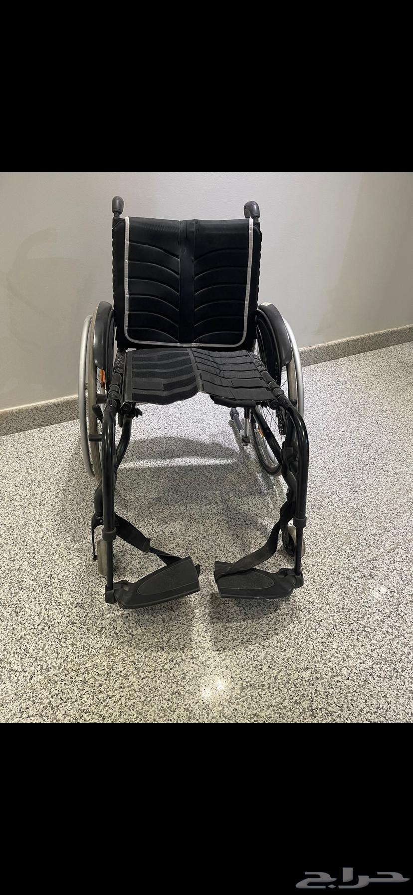 للبيع كرسي الماني شبه الجديد مقاس 1864499605500290110