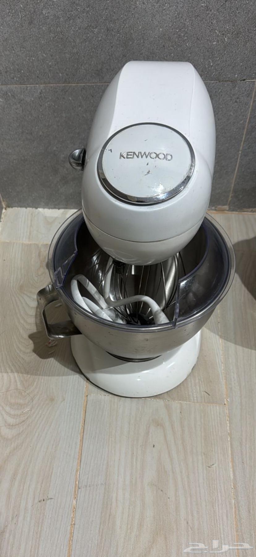 Selling a mixer, kettle, and chicken roasting pot64495132209025110