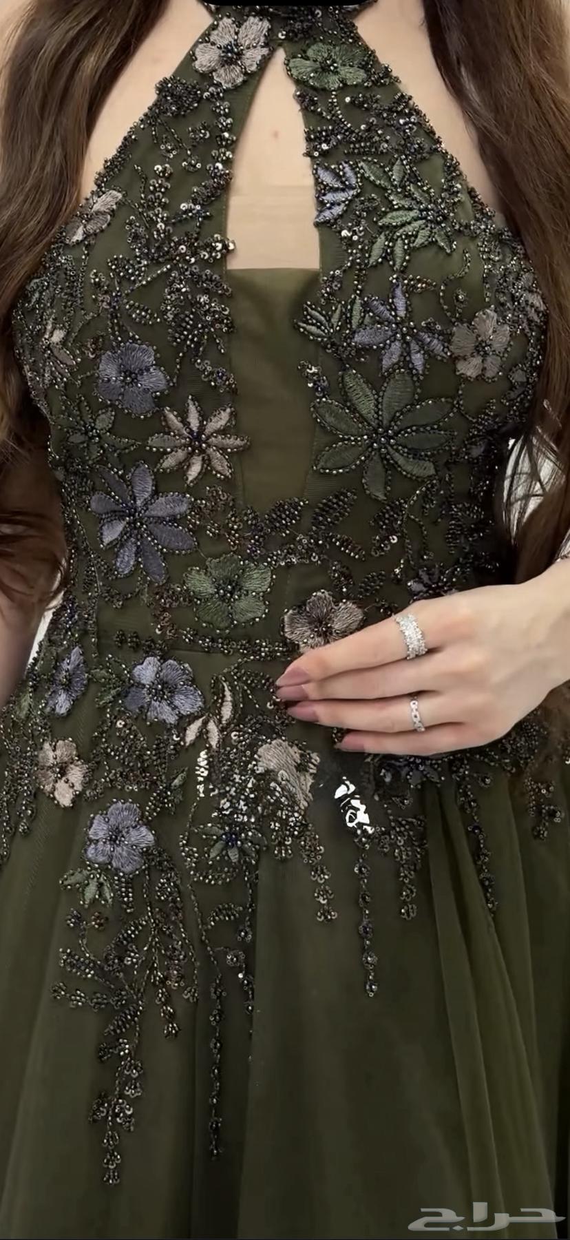 Dress used for 8 hours, size small, price negotiable64501874143747112