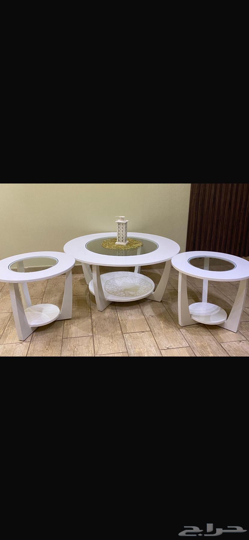 Large table with two service tables64498993472514110