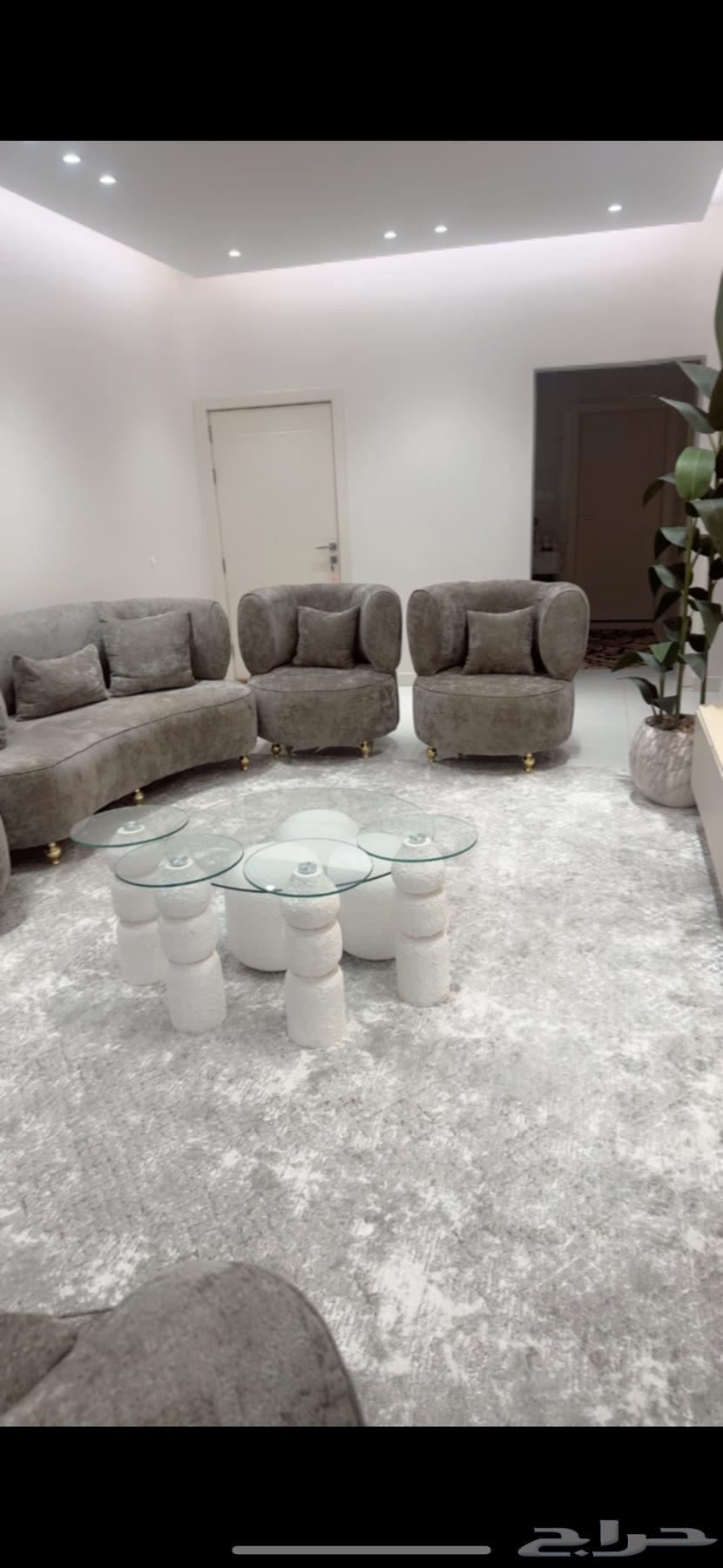 للبيع كنب جديد مودرن64494967971715111