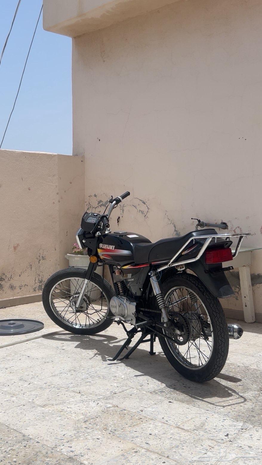 دباب اكس 100 نضيف سزوكي اصلي اللون مغير اسود الدباب نضيف جد64673113733507110