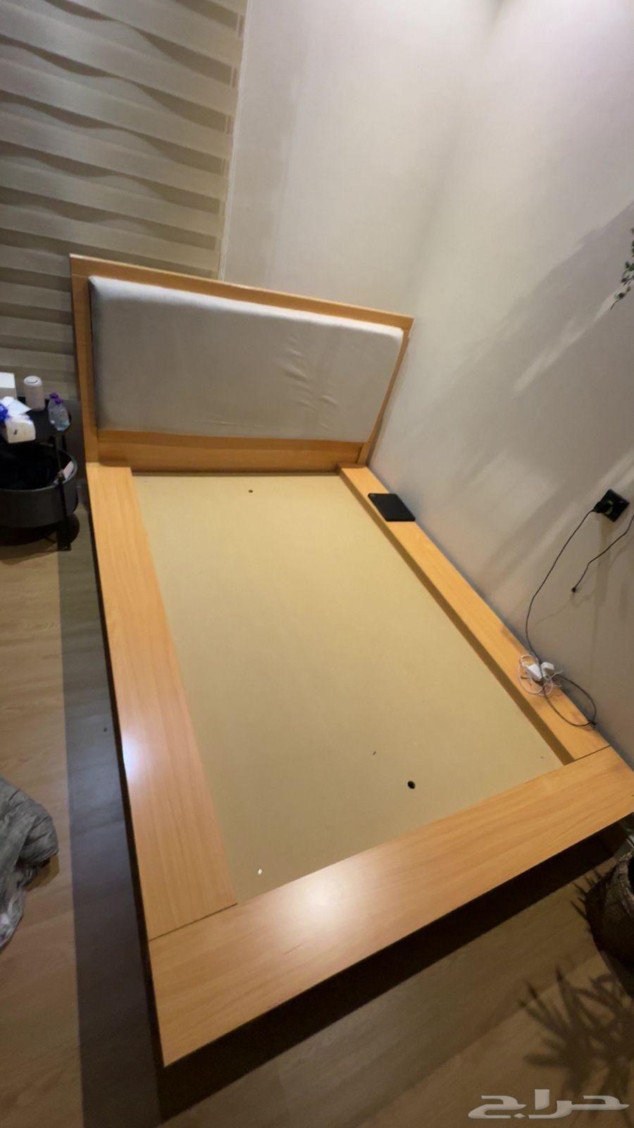 Clean furniture for sale at a very low price due to lack of need64496105229827113