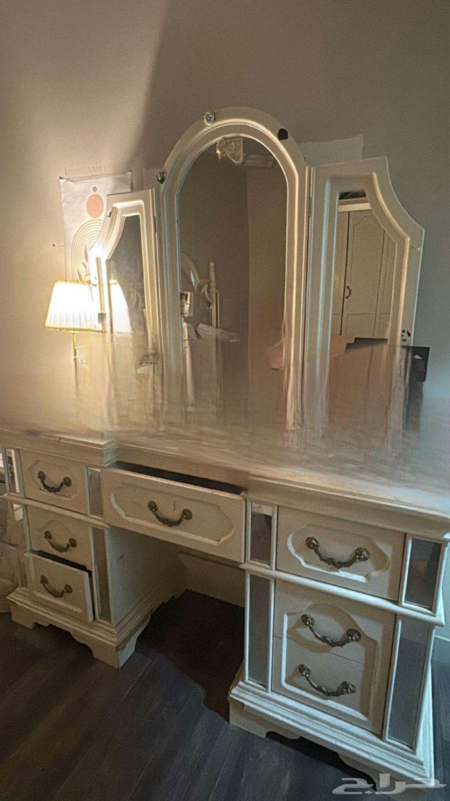 Couple's room for 800, please serious buyers only64497290126850110