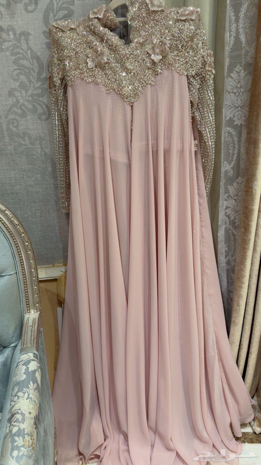 فستان من المصممه هلا العيطه64495954765825111