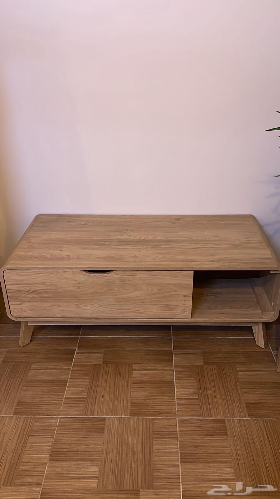 طاوله جديدة على الشرط64497689536131113