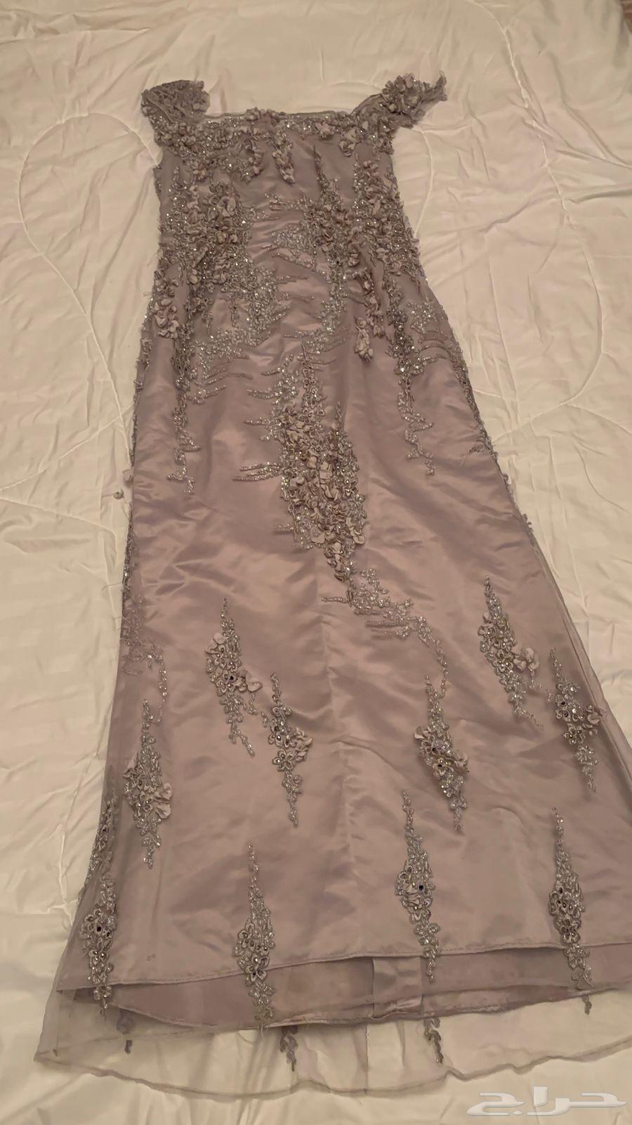 فساتين للبيع شبه جديده64501890057859113