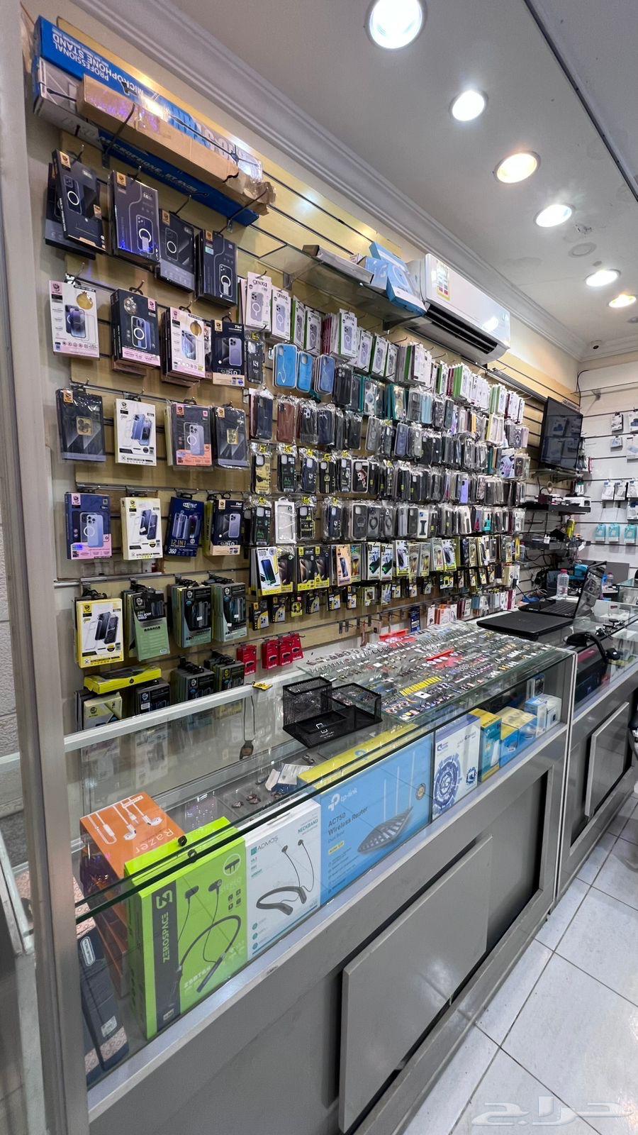 محل جوالات للتقبيل _ ابحر حي الشراع64143584172930111