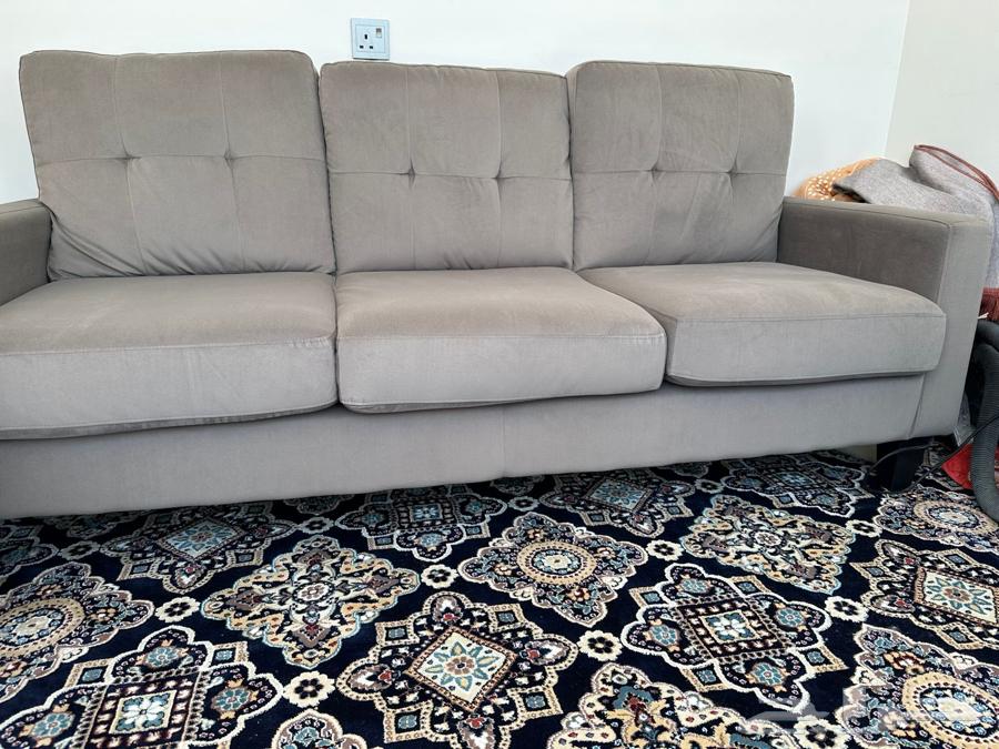 New unused sofa couch64501354185219112