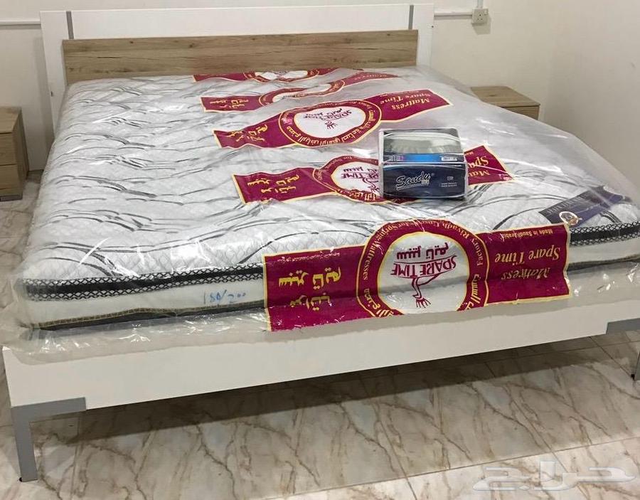Clean used bed size 200 by 18064501298775555110