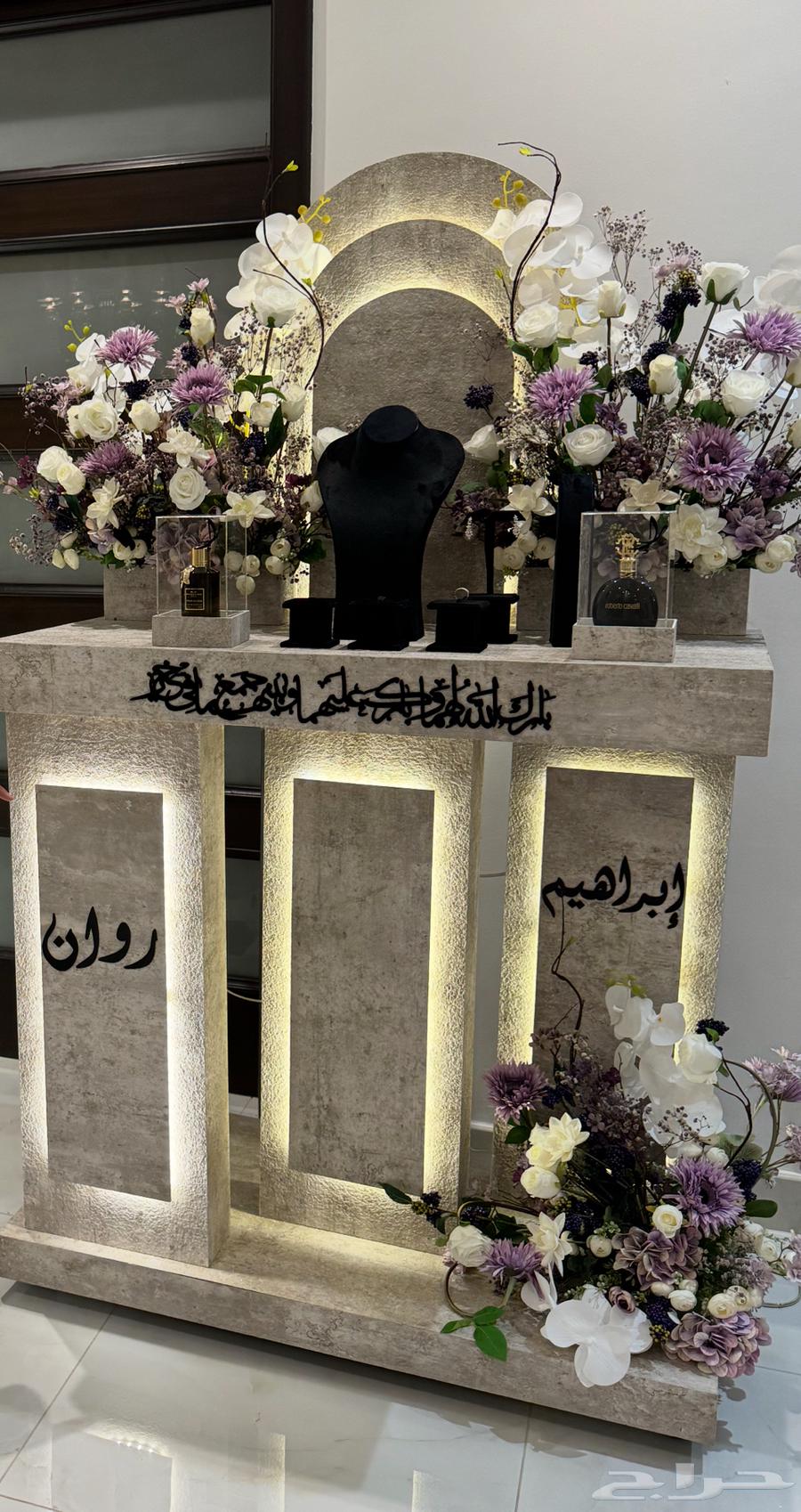 عربية ملكة   طاولة ملكة   شنط دبش للبيع64498340524673110