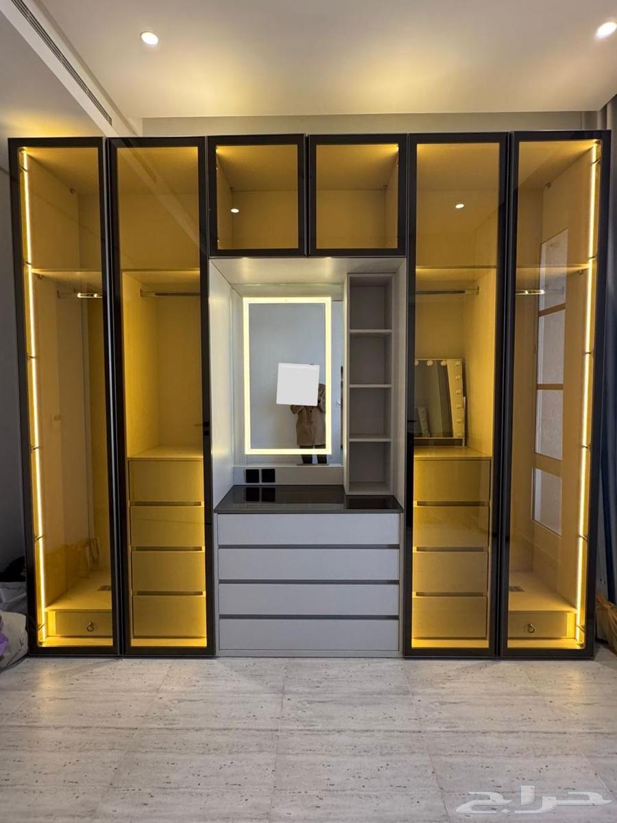 أثاث غرفة نوم فاخر - استخدام سنة فقط64499339907457110