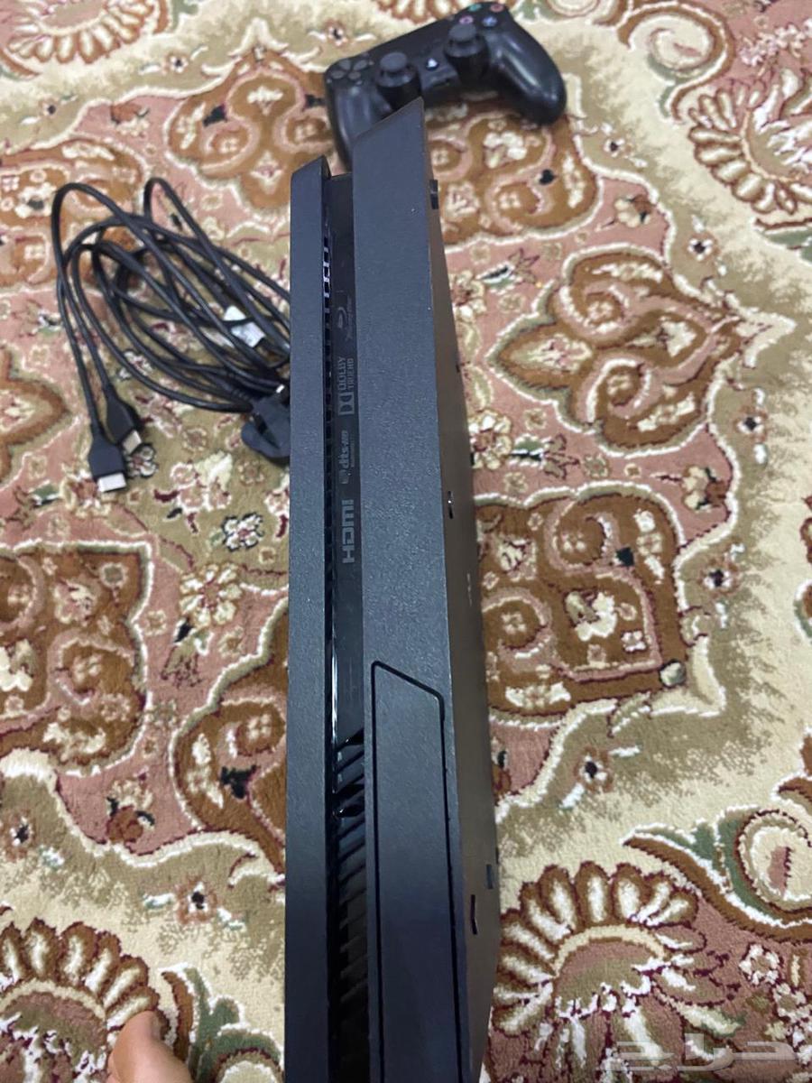 سوني فور نظيف جدا ما نفك64499856152834114