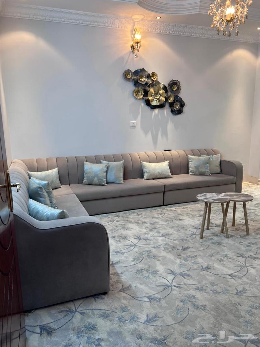 كنب بحاله شبه جديد. 4 4 مع موكيت64502323141763112