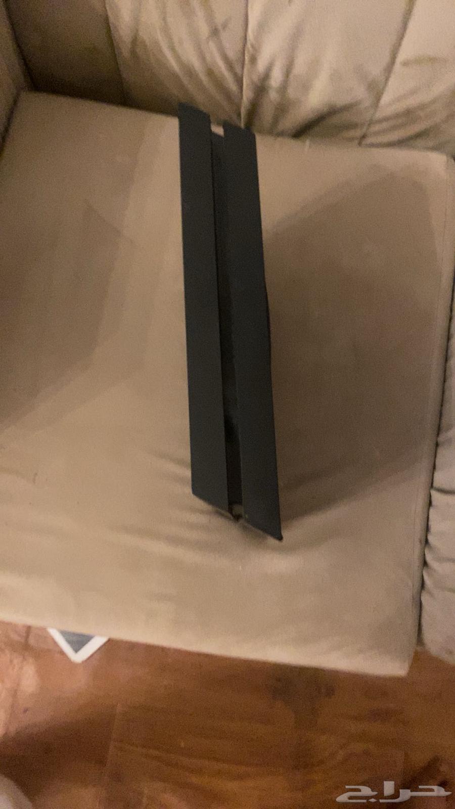 سوني 4 نظيف مع شريط فيفا23 و سنوير ويد اصليه و شاحن64508312935811113