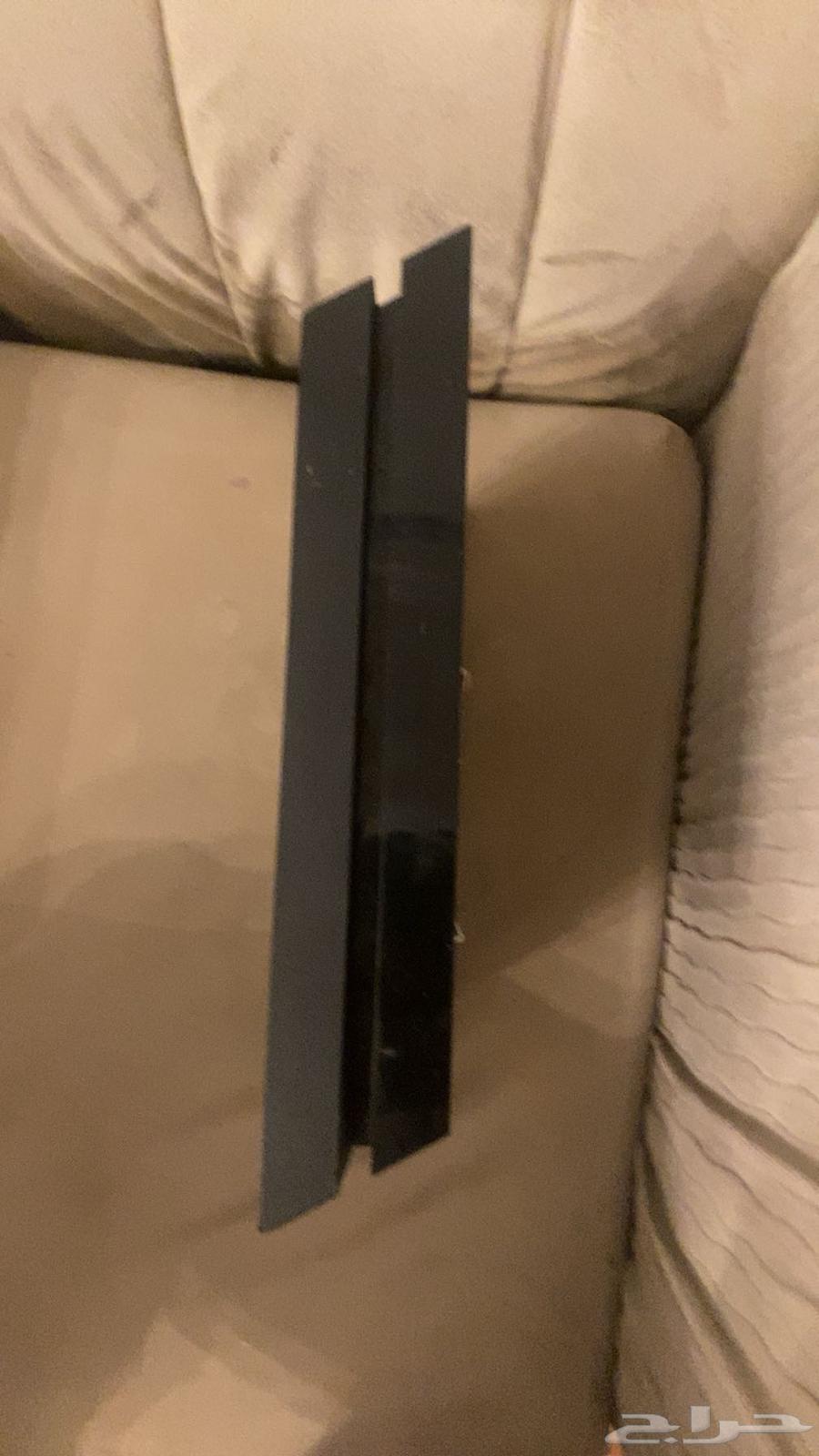 سوني 4 نظيف مع شريط فيفا23 و سنوير ويد اصليه و شاحن64508312935811112