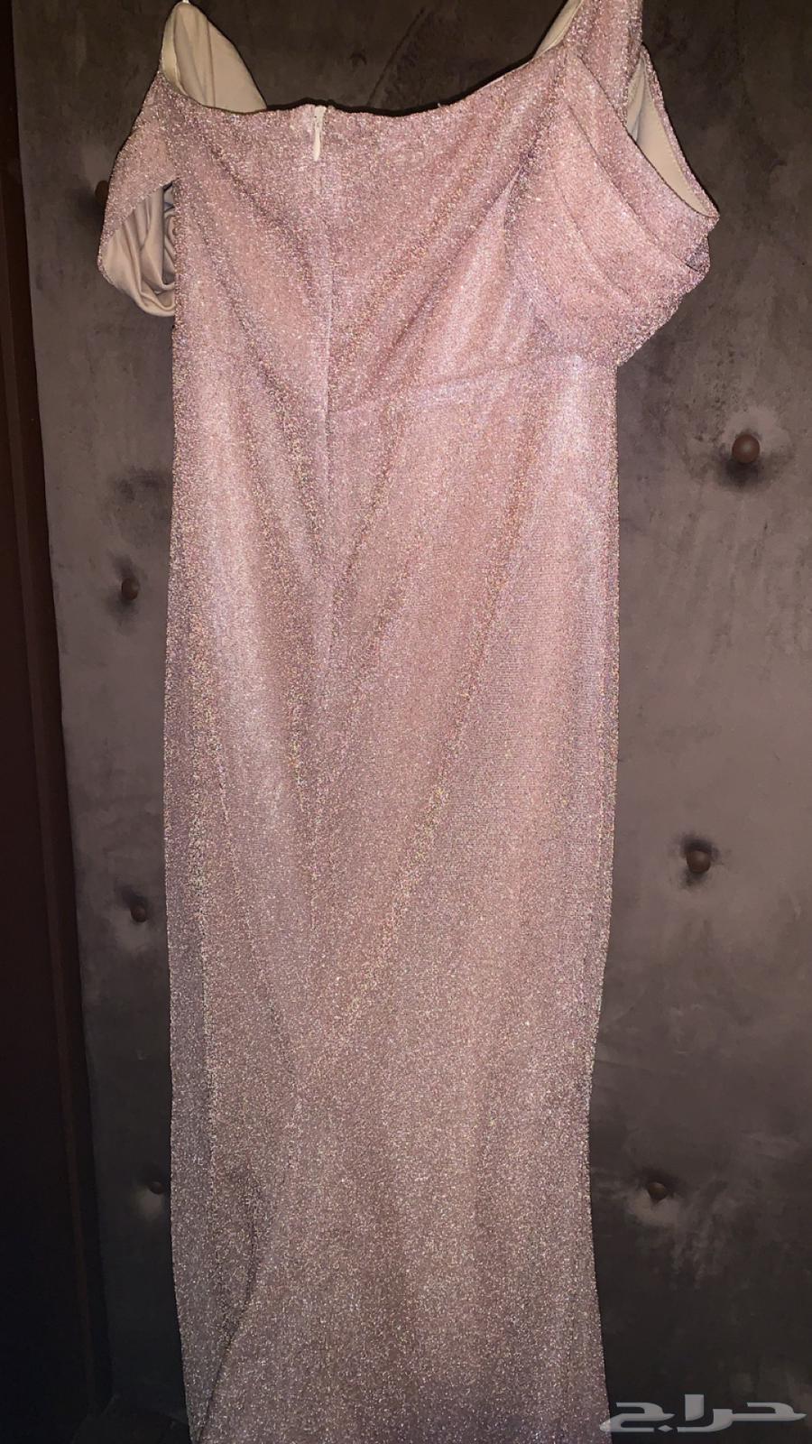 5G router, two sets of sofas, coffee machine, 3 dresses, 3 shoes64504709195011114