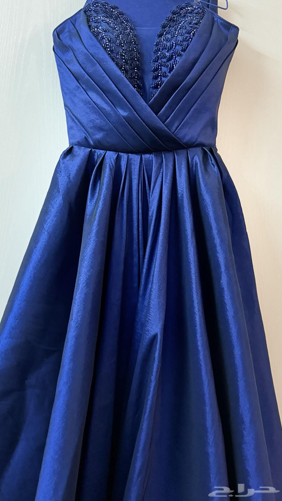 فستان فخم للبيع 200 ريال64502927657347111