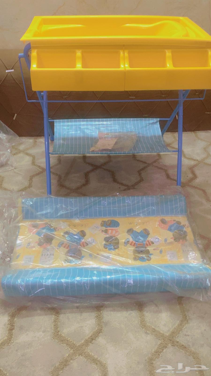 Children's table64503294992514110