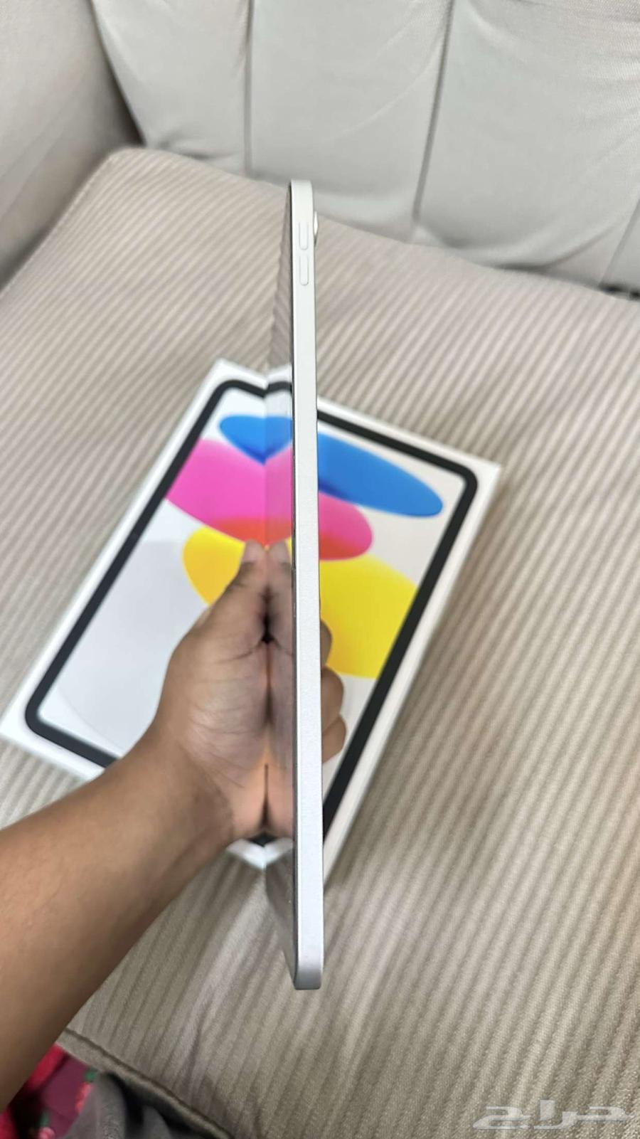 ايباد الجيل 10 للبيع لون فضي مدة الاستخدام 3شهور 64 جيجا64507991500033111