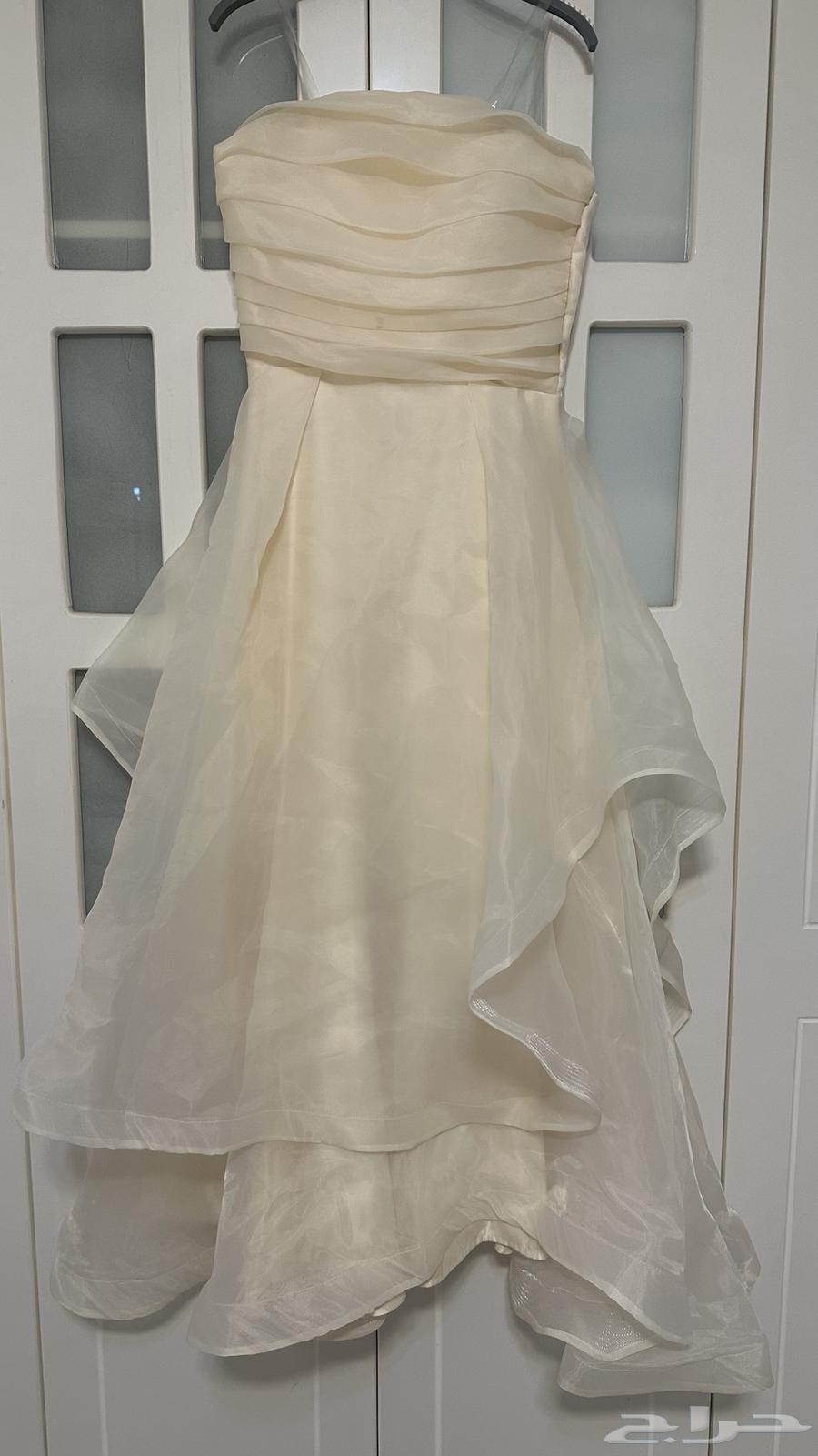 Dresses at 50 SAR in size s and xs, location Jizan64509180013569113