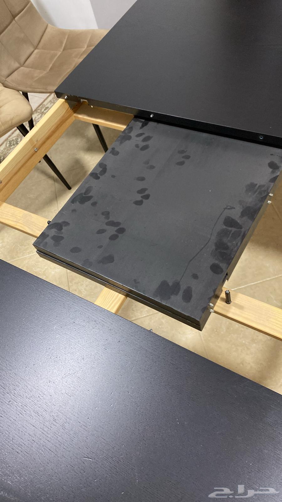 طاولة طعام للبيع (على السوم)64510690783874111