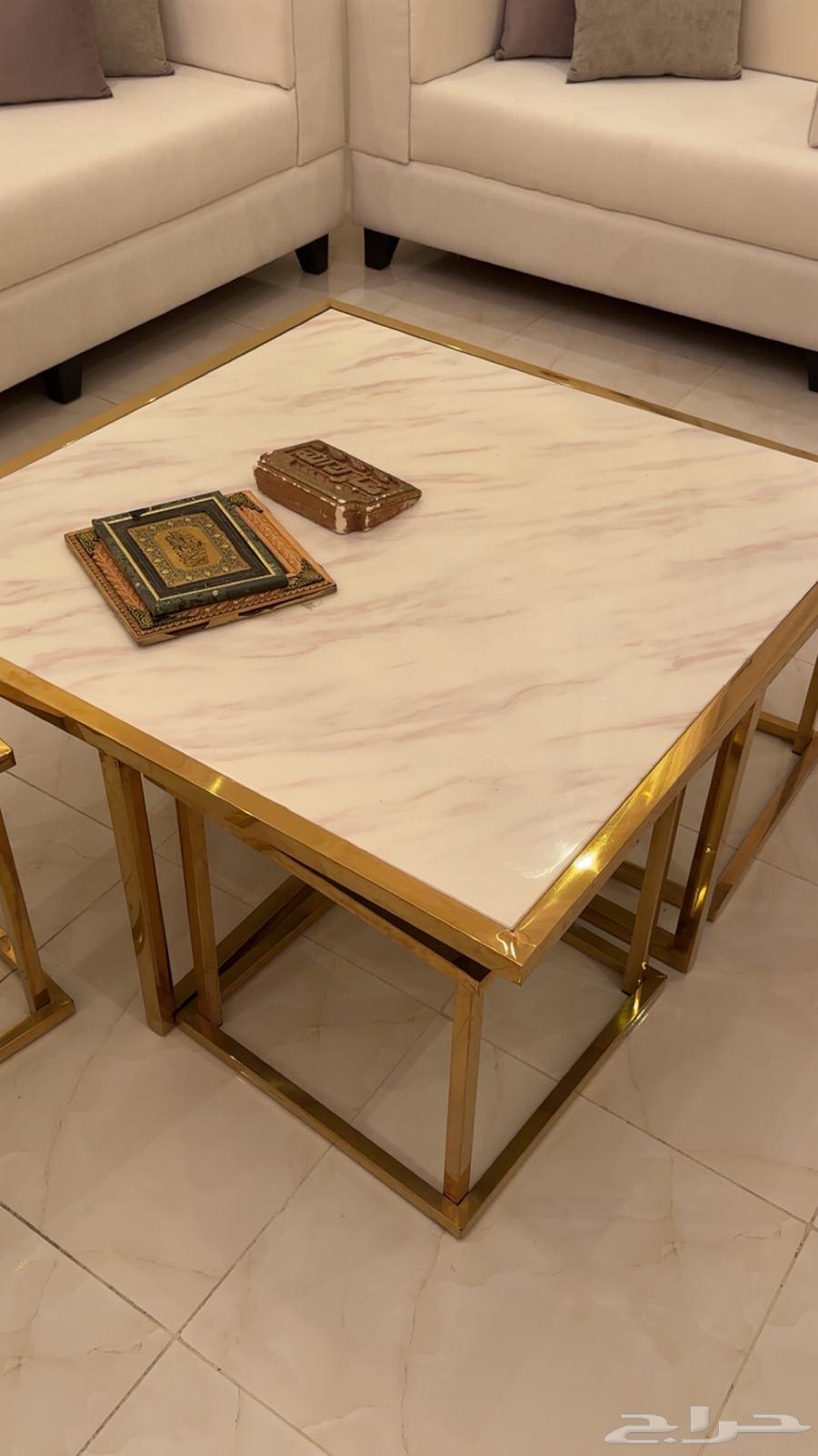 طاوله للبيع64503541293953111
