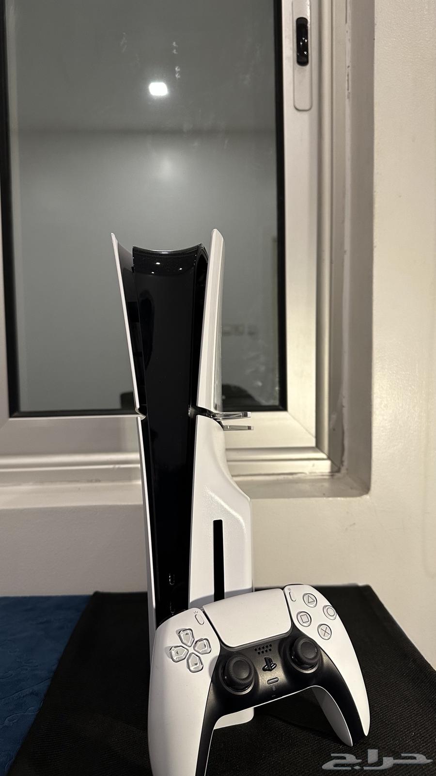 سوني 5 سليم مع مشغل اقراص ps5 (تم البيع)64509658826883110