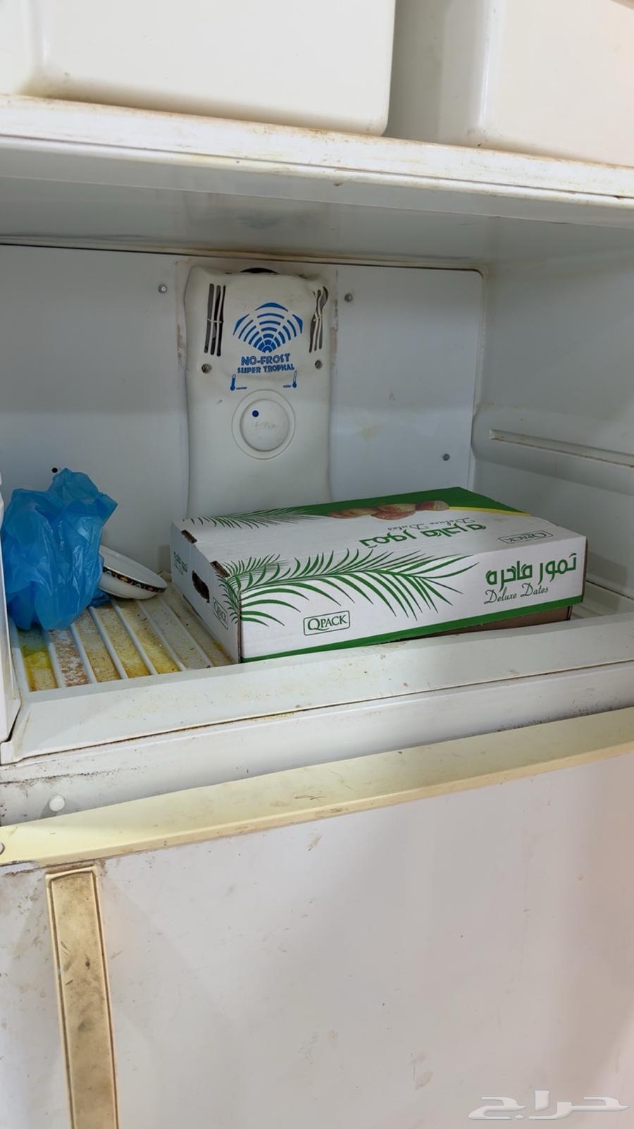 ثلاجة مستعملة للبيع64509984388867113