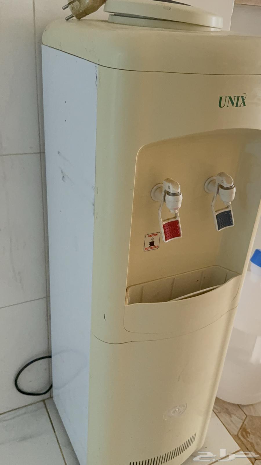 عندي براده موية وشاشتين تلفزيون كلها للبيع64505584612609110