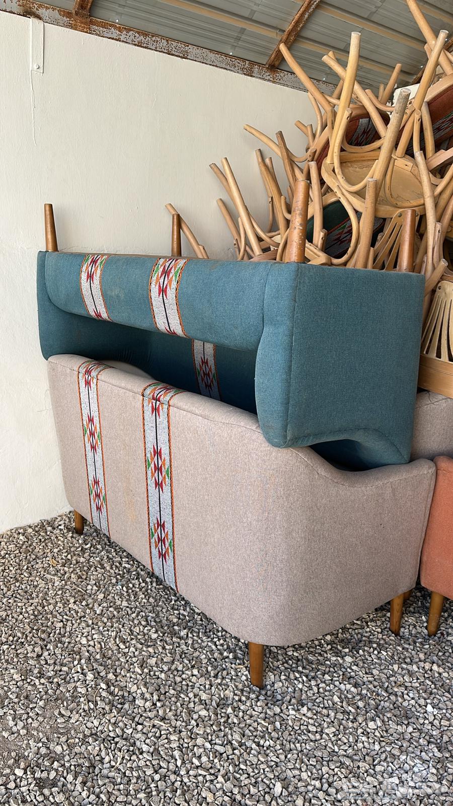 للبيع 5 قطع كنب مع كراسيهن نظيف جدا64504448167682112