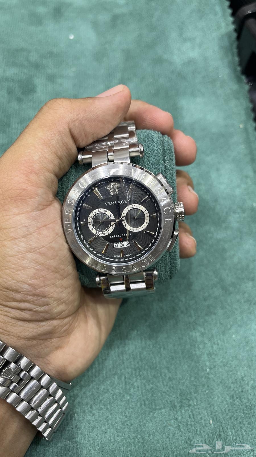 The new Versace watch is available again VERSACE64503077257859112