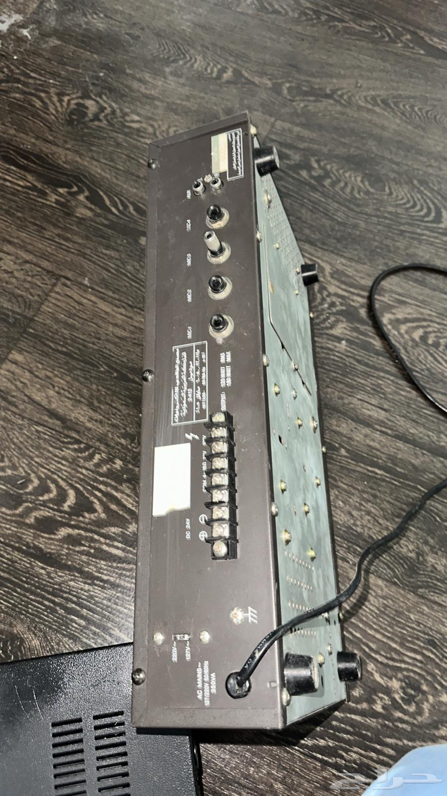 Broken Amplifier64505356740353111