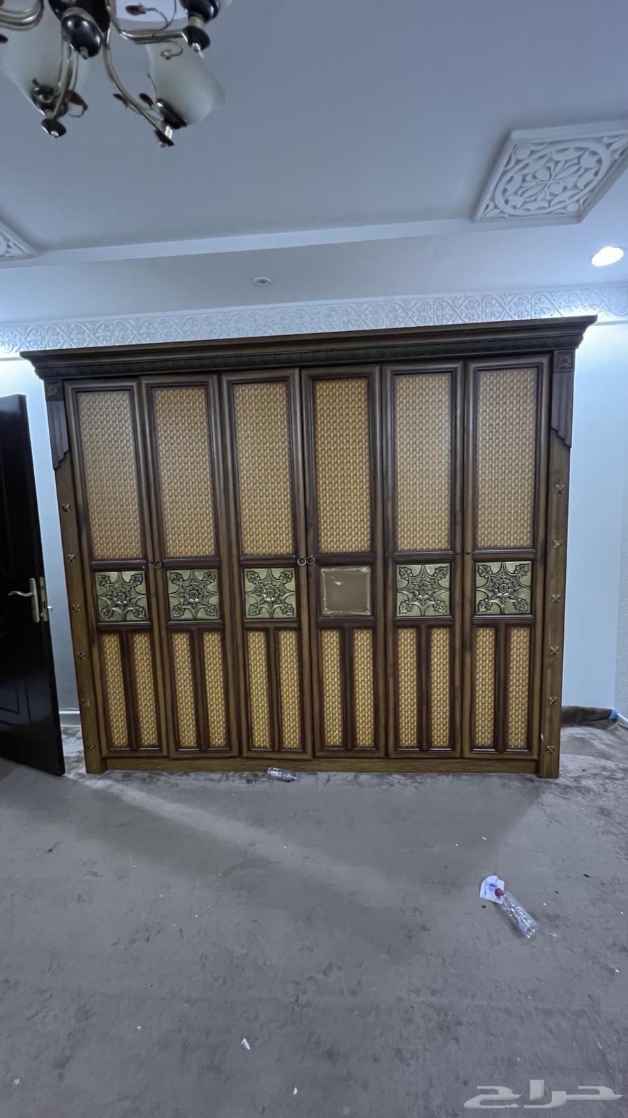 دولاب و تسريحه وفرشه للبيع64503118143233112