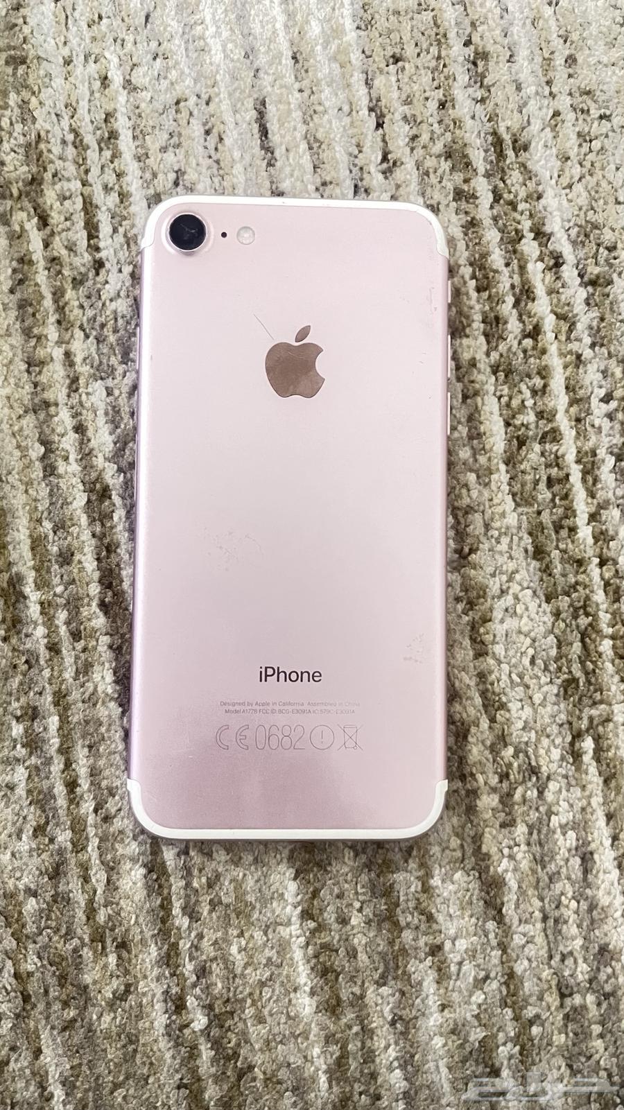 iPhone 7 phone in good condition but needs speaker cleaning and screen replacement64509602690178111